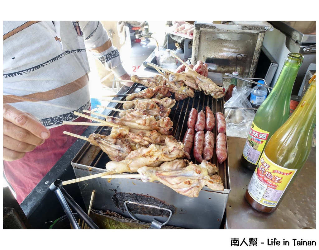 億載雞腿王(烤雞腿.烤雞翅.黑輪米血)