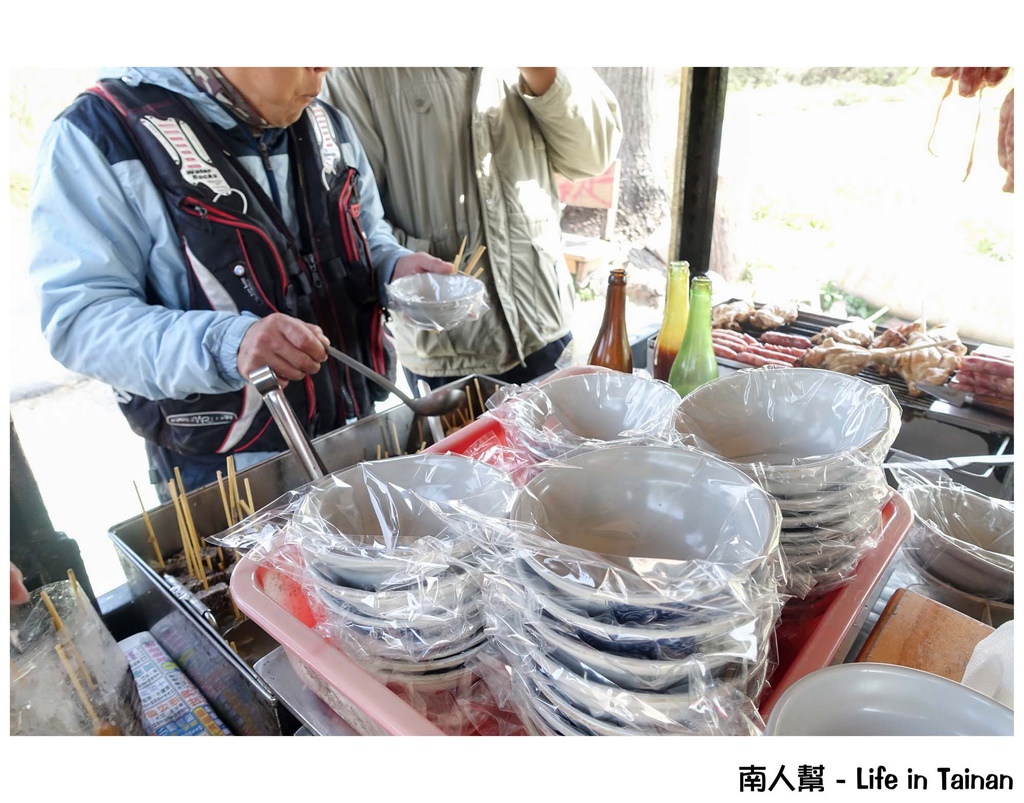 億載雞腿王(烤雞腿.烤雞翅.黑輪米血)