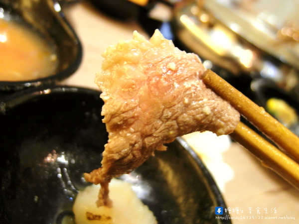 老樂灣:〖台中│美食〗老樂灣 ❤ 採用新鮮食材,手工熬煮湯頭,無添加化學添加物,鍋物澎派,湯頭美味,均一價只要180元!!