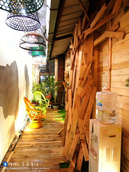 老樂灣:〖台中│美食〗老樂灣 ❤ 採用新鮮食材,手工熬煮湯頭,無添加化學添加物,鍋物澎派,湯頭美味,均一價只要180元!!