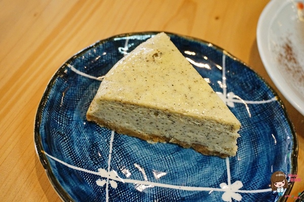 里海cafe'：【食記】宜蘭礁溪 里海Cafe' 日式和風簡餐定食 咖啡輕食下午茶 時令海鮮漁獲新鮮美味