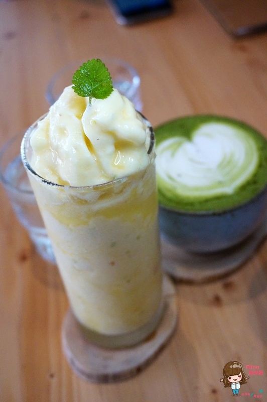 里海cafe'：【食記】宜蘭礁溪 里海Cafe' 日式和風簡餐定食 咖啡輕食下午茶 時令海鮮漁獲新鮮美味