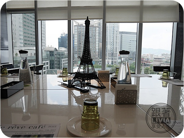 0722- de reve cafe (1)