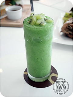 0722- de reve cafe (38)