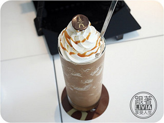 0722- de reve cafe (64)