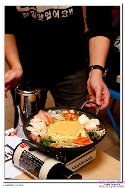 OMAYA春川炒雞(楊梅店):【美食♥桃園】☼ OMAYA春川炒雞-楊梅店☼ 春川炒雞排沾香濃雙重起司太邪惡了!非吃不可♥♥