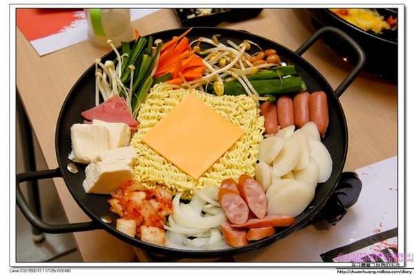 OMAYA春川炒雞(楊梅店):【美食♥桃園】☼ OMAYA春川炒雞-楊梅店☼ 春川炒雞排沾香濃雙重起司太邪惡了!非吃不可♥♥