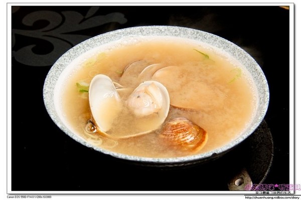 同心鮨食堂(原同心丼食堂)：【美食♥宜蘭】☼同心鮨日式料理☼ 師承日本師傅道地的丼飯和料理,來自大海的新鮮美味