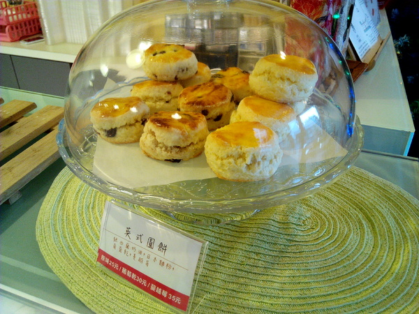 格那修ganache手作蛋糕：☆口碑券No.2☆【東區】格那修ganache手作蛋糕。果真入口即化的生巧克力蛋糕