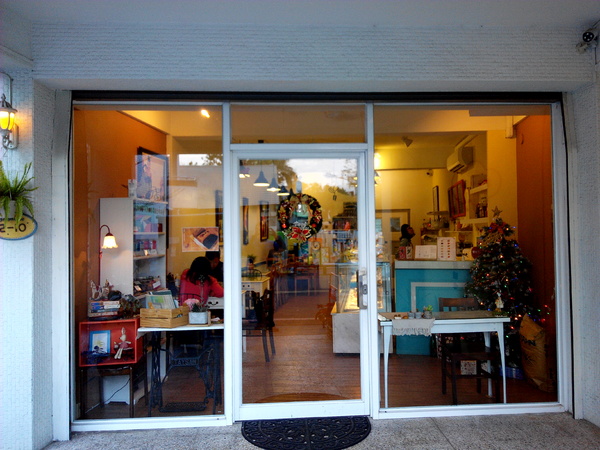 格那修ganache手作蛋糕：☆口碑券No.2☆【東區】格那修ganache手作蛋糕。果真入口即化的生巧克力蛋糕