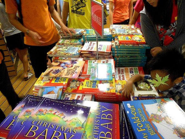 望道號 LOGOS HOPE(高雄港)：全球最大的海上圖書館~