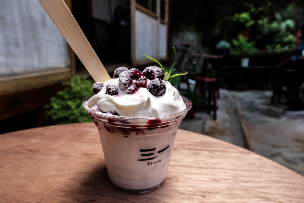 1461139435-378675851_l