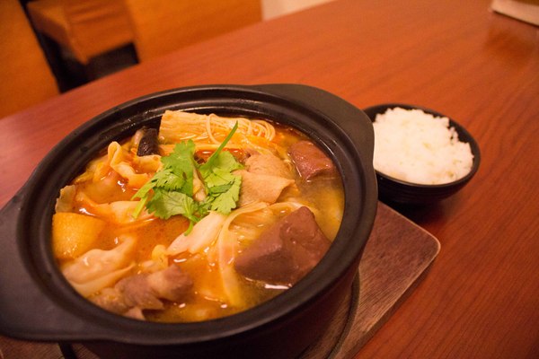 老重慶麻辣砂鍋：[台南]天冷吃鍋 道地重慶辣 老重慶麻辣砂鍋