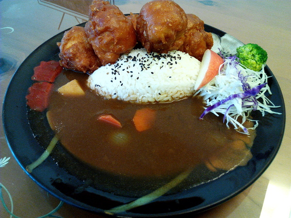 仟合和洋廚房：☆口碑券No.5☆【永康區】仟合和洋廚房。如小孩拳頭般大小的唐揚雞令人驚豔