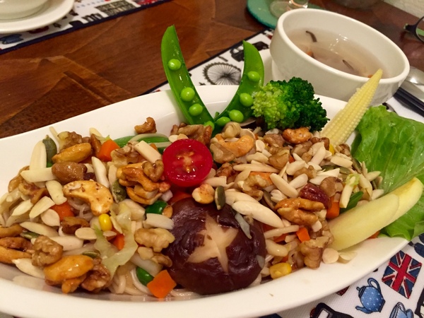 梅子蔬食：[台南]新化梅子の店來市區拉~健康好味道 梅子蔬食