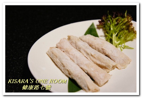 健康路7號：小巨蛋火鍋．使用知名鑄鐵鍋具的品味健康鍋──健康路七號