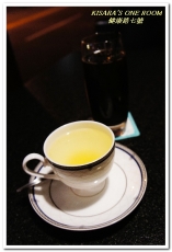 健康路7號：小巨蛋火鍋．使用知名鑄鐵鍋具的品味健康鍋──健康路七號