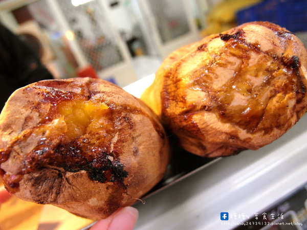 烤地瓜:〖台中│美食〗烤地瓜 ❤ 香貢貢ㄟ咻憨吉抵家~香氣濃郁,滋味香甜,就連小蜜蜂都聞香而來呢!!