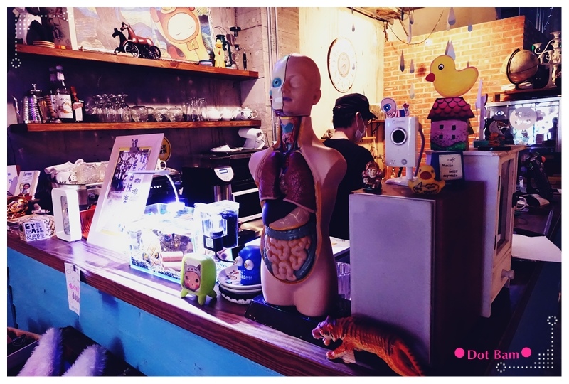 眼球咖啡 環境 2.JPG