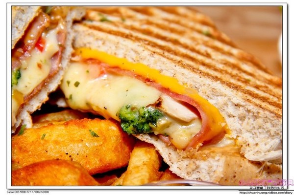 T.D.cafe(大坪林店):【美食♥新店】☼ T.D.cafe(大坪林店) ☼精緻美味的早午餐和義式料理/寵物友善餐廳 ♥♥