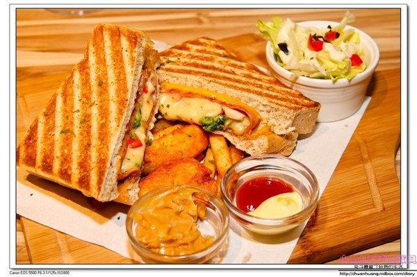 T.D.cafe(大坪林店):【美食♥新店】☼ T.D.cafe(大坪林店) ☼精緻美味的早午餐和義式料理/寵物友善餐廳 ♥♥