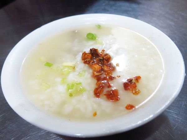 【台北萬華美食】艋舺大道燒肉飯、鹹粥-絕命燒肉飯