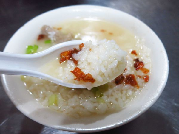 【台北萬華美食】艋舺大道燒肉飯、鹹粥-絕命燒肉飯