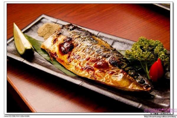 魚多甜握壽司專賣店:【美食♥新莊】☼ 魚多甜握壽司專賣店(新莊復興店) ☼平價CP值高的握壽司/鮮魚味噌湯,漬蘿蔔,麥茶免費吃到飽♥♥