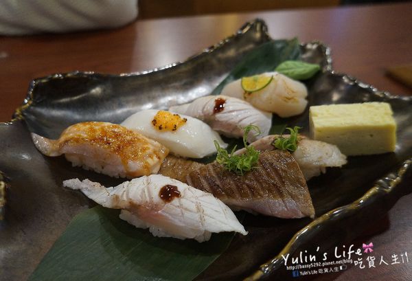 魚多甜握壽司專賣店:魚多甜壽司專賣店 ♥ 澎派平價海鮮 ♥ 海膽嚇嚇叫 ♥ 日本料理 ♥ 新莊壽司