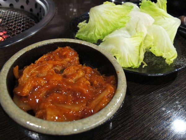 碳味亭和牛炭火燒肉：（台南。新營區美食）『碳味亭』和牛炭火燒肉 專賣。快來跟著巨鼠到新營，進行一趟頂級和牛探索之旅!