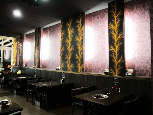 碳味亭和牛炭火燒肉：（台南。新營區美食）『碳味亭』和牛炭火燒肉 專賣。快來跟著巨鼠到新營，進行一趟頂級和牛探索之旅!