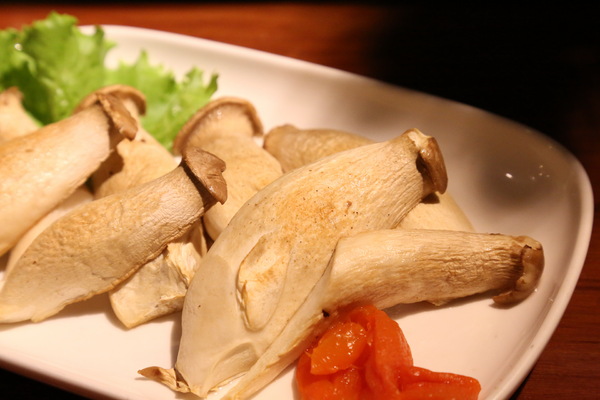 神奈川日式平價料理：[台南]中西區 新鮮生魚片 神奈川日式平價料理