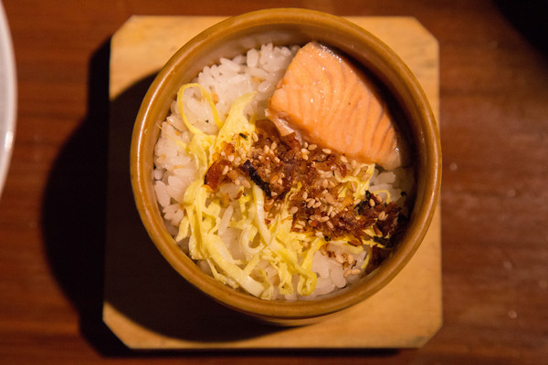 神奈川日式平價料理：[台南]中西區 新鮮生魚片 神奈川日式平價料理