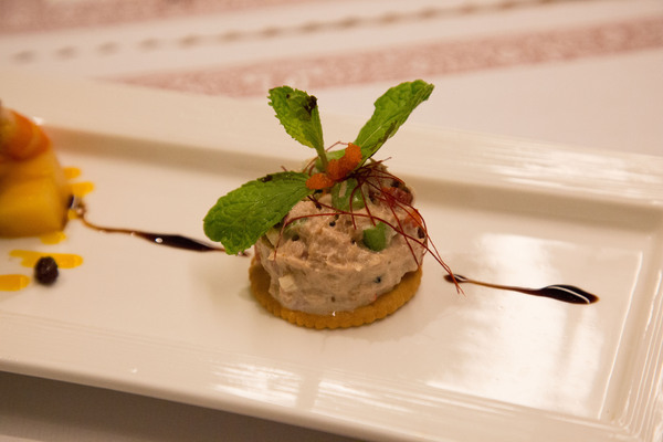 三胡町-Bistro：[台南]聚會小酌推薦 酒吧X餐廳 三胡町-Bistro 餐酒館