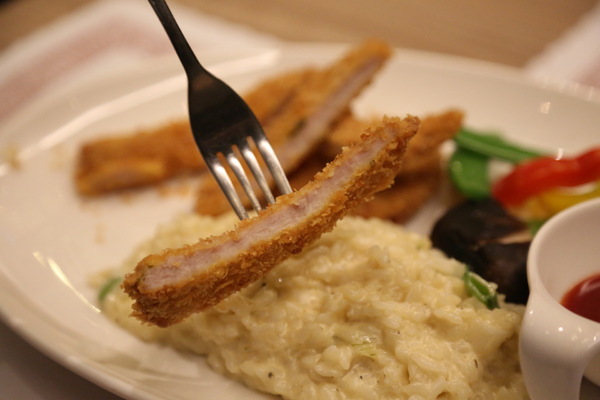 三胡町-Bistro：[台南]聚會小酌推薦 酒吧X餐廳 三胡町-Bistro 餐酒館