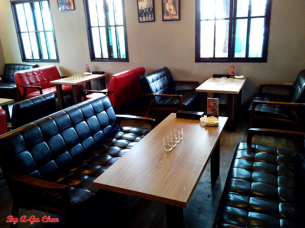 三胡町-Bistro：【臺南Ω東區】三胡町。擁有老屋外貌而內蘊現代靈魂的餐酒坊