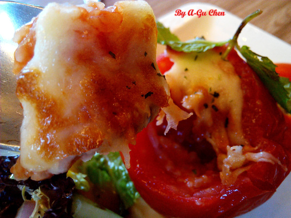 三胡町-Bistro：【臺南Ω東區】三胡町。擁有老屋外貌而內蘊現代靈魂的餐酒坊