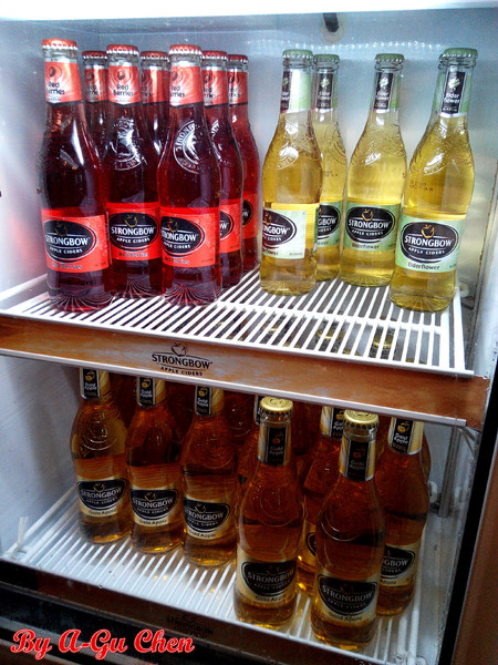 三胡町-Bistro：【臺南Ω東區】三胡町。擁有老屋外貌而內蘊現代靈魂的餐酒坊