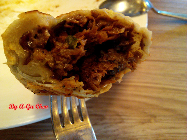 三胡町-Bistro：【臺南Ω東區】三胡町。擁有老屋外貌而內蘊現代靈魂的餐酒坊