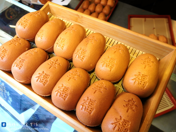 小野屋幸福燒:〖台中│美食〗小野屋幸福燒 ❤ 豐原廟東新美食~日式雞蛋糕,顆顆大爆漿,有招牌牛奶、伯爵奶茶、咖啡拿鐵,三種幸福滋味等你來品嘗~