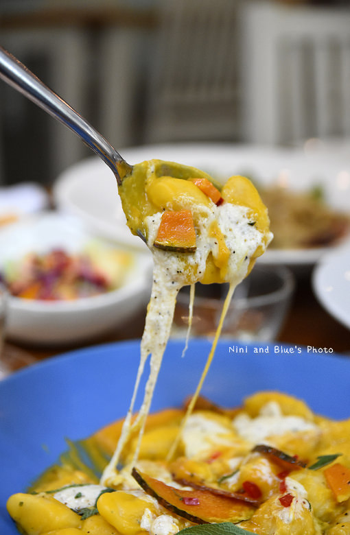 中科商圈吉兒花園下午茶義大利麵甜點窯烤披薩聚餐謝師宴31