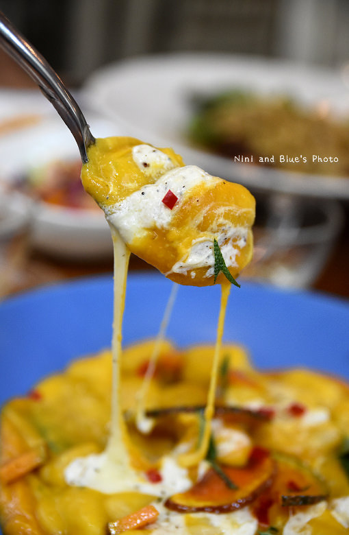 中科商圈吉兒花園下午茶義大利麵甜點窯烤披薩聚餐謝師宴30