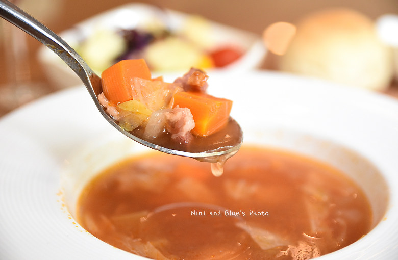 中科商圈吉兒花園下午茶義大利麵甜點窯烤披薩聚餐謝師宴11