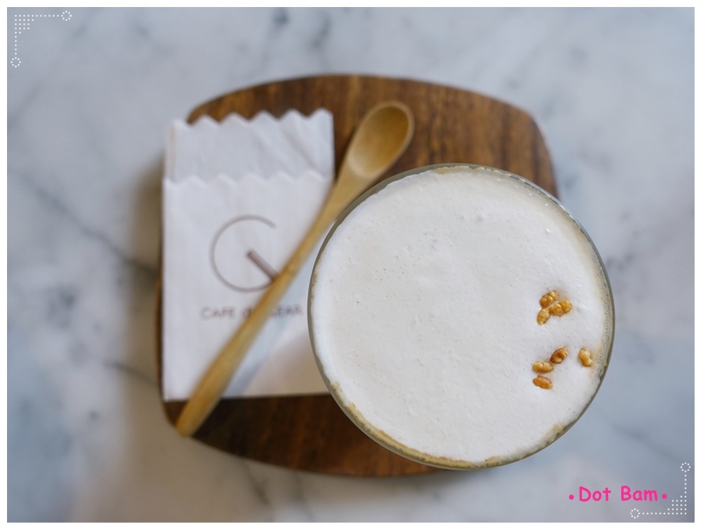 CAFE de Gear 烏龍茶咖啡 2.JPG