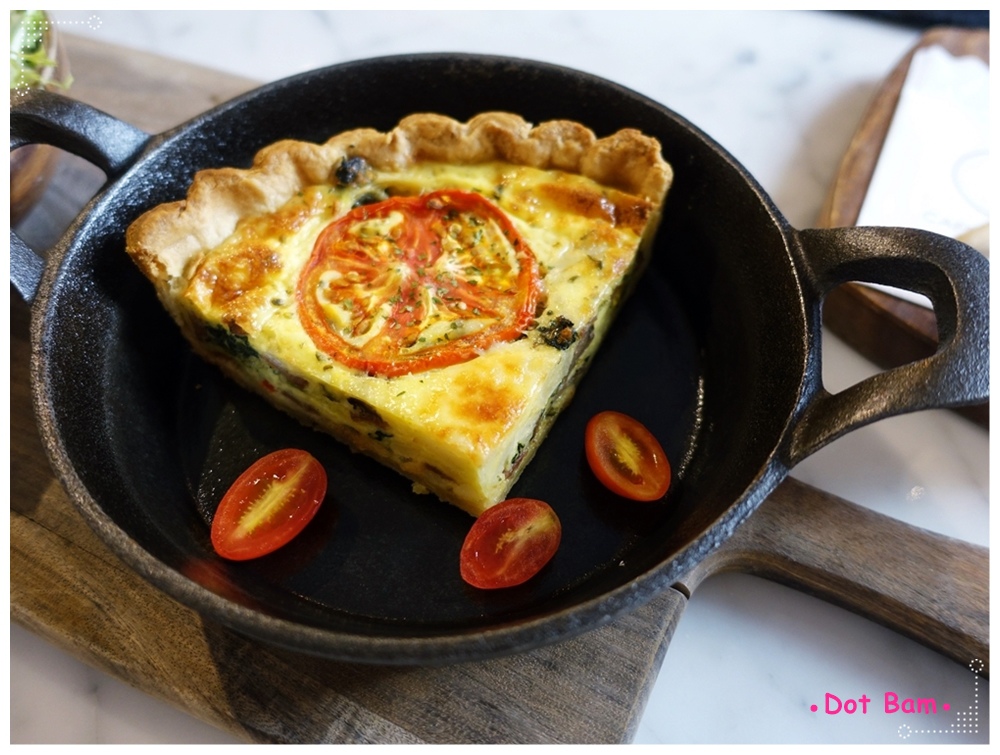 CAFE de Gear 卜派培根鹹派 3.JPG