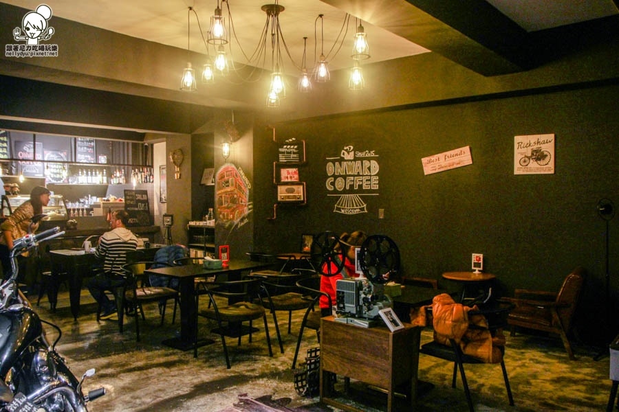 安窩咖啡 燈泡飲料-6.jpg