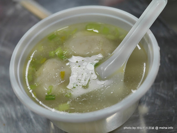 肉圓真清蒸肉圓:【食記】新北肉圓真手作傳統美食@新店崇光女中&耕莘醫院-捷運MRT七張 : 手工自製的南部老味道, 蒸的好吃又不油膩呢!!