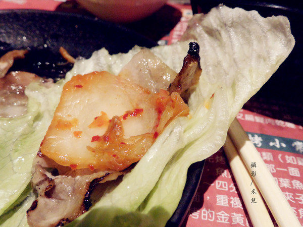 石頭日式炭火燒肉(新泰-尊榮旗艦店):【新北市泰山區。火烤吃到飽】石頭日式炭火燒肉 / 新泰-尊榮旗艦店 學生聚餐好地方!!!