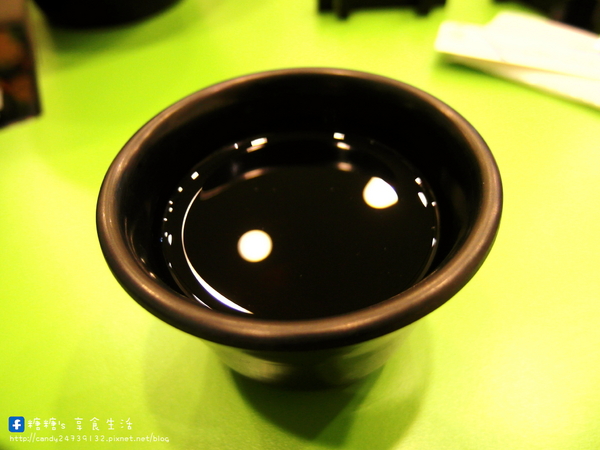 陶湘涮涮鍋(大業店):〖台中│美食〗陶湘涮涮鍋(大業店) ❤ 台中避冬美食新選擇,來自台南日式涮涮鍋,活跳跳的蝦子新鮮上桌,不僅是海鮮,就連肉品也超好吃!!