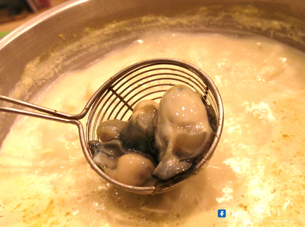 陶湘涮涮鍋(大業店):〖台中│美食〗陶湘涮涮鍋(大業店) ❤ 台中避冬美食新選擇,來自台南日式涮涮鍋,活跳跳的蝦子新鮮上桌,不僅是海鮮,就連肉品也超好吃!!